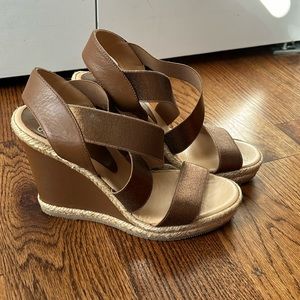 Andre Assous Strap Wedge Sandals Bronze Brown New without Tags